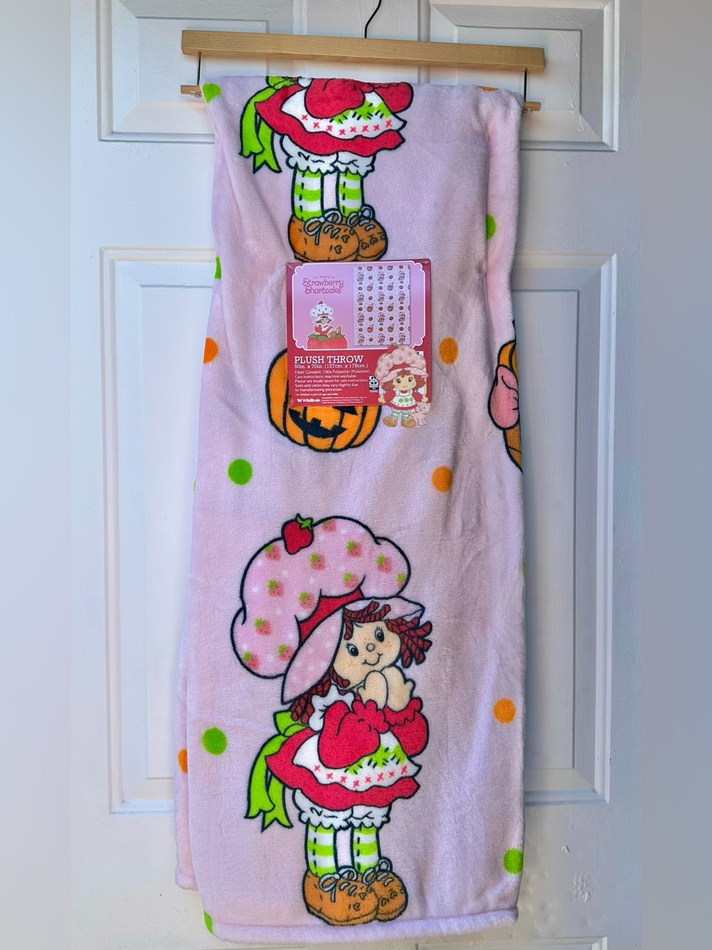Strawberry Shortcake Pink Halloween Plush Throw Blanket